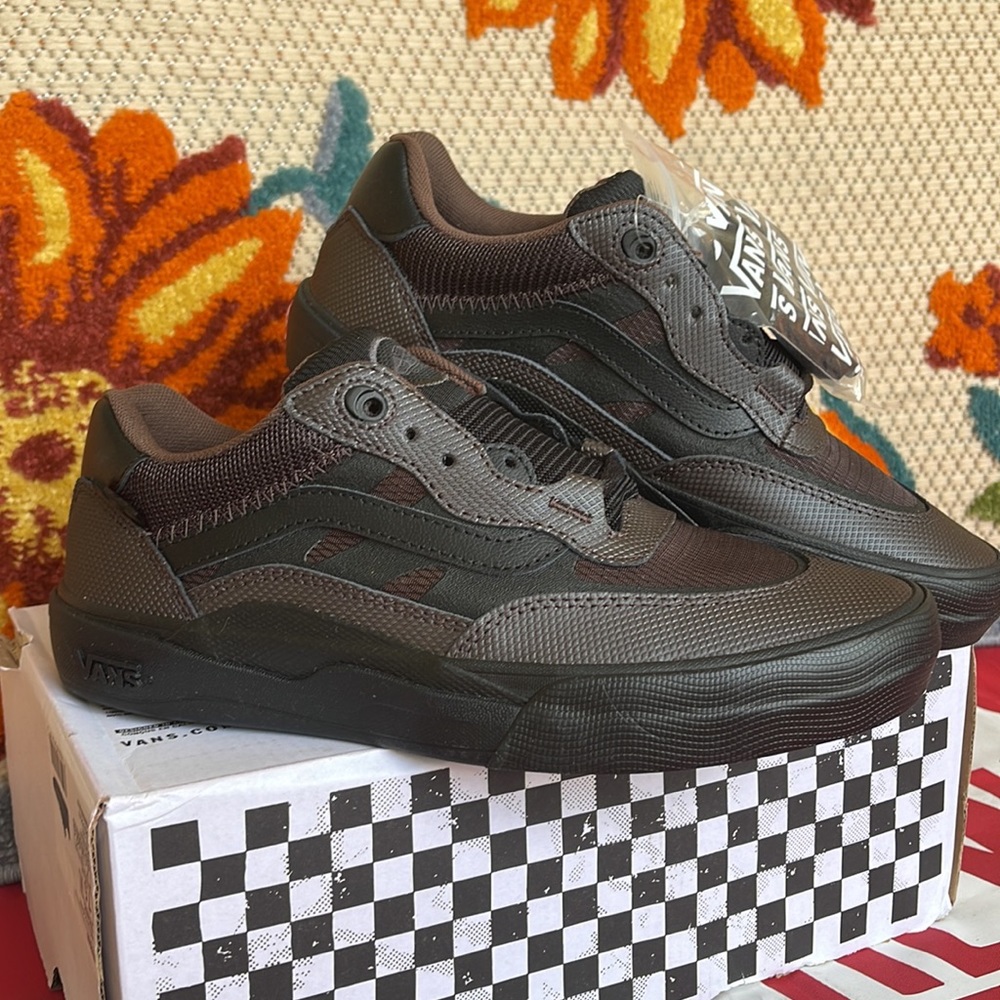 Vans Wayvee
(Justin Henry) Coffebean
VN0A5JIA8AC
Men’s sneakers - athletic shoes - Picture 7 of 16